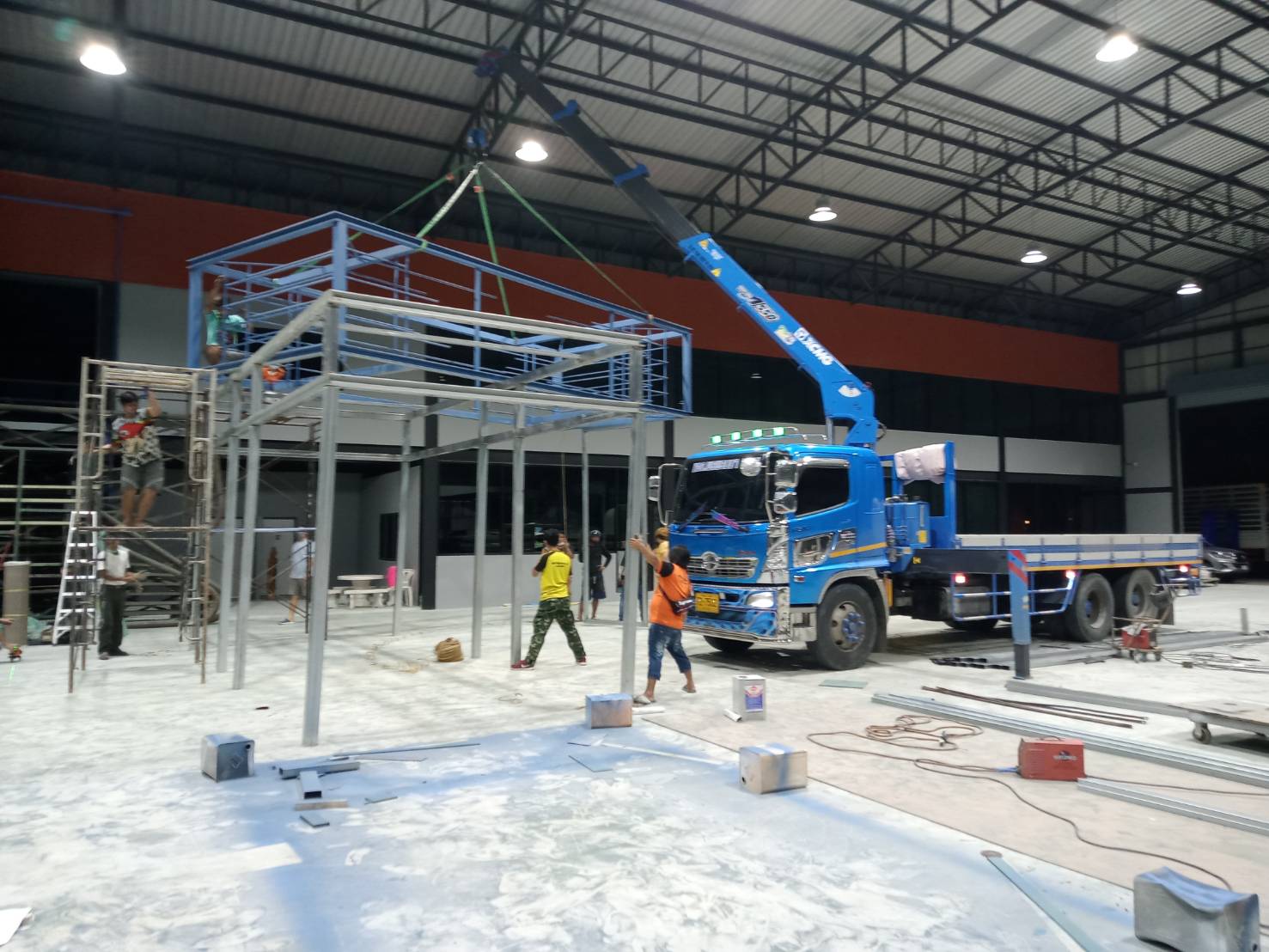 14 - https://เจมส์รถเฮี๊ยบรับจ้าง.com | เจมส์รถเฮี๊ยบรับจ้าง - ให้บริการรถเฮียบรับจ้าง เพื่อการขนย้ายสิ่งของต่างๆ ที่มีขนาดใหญ่ ให้บริการอำนวยความสะดวกได้เป็นอย่างดี บริการรถเฮียบรับจ้าง 4 ล้อ ให้เลือกอยู่หลากหลายแบบ เช่น รถเฮี๊ยบรับจ้าง 10 ตัน 3 ตัน 5 ตัน ที่พร้อมรองรับความต้องการของผู้ขนย้ายได้เป็นอย่างดี