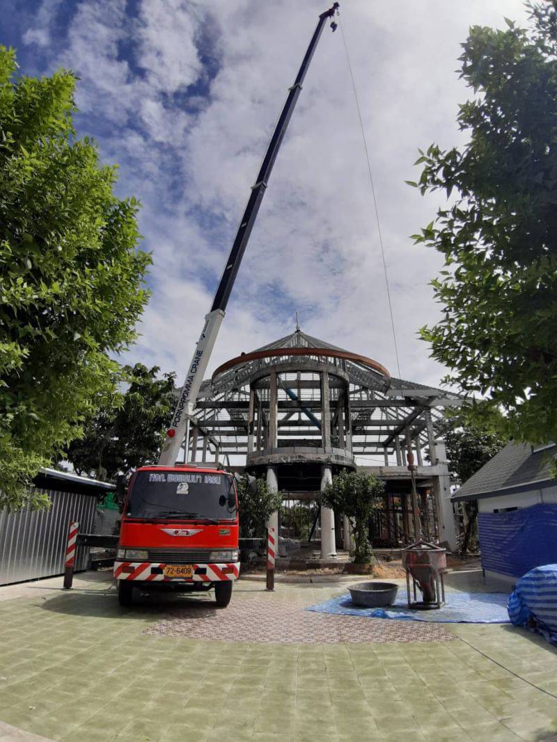 25 - https://เจมส์รถเฮี๊ยบรับจ้าง.com | เจมส์รถเฮี๊ยบรับจ้าง - ให้บริการรถเฮียบรับจ้าง เพื่อการขนย้ายสิ่งของต่างๆ ที่มีขนาดใหญ่ ให้บริการอำนวยความสะดวกได้เป็นอย่างดี บริการรถเฮียบรับจ้าง 4 ล้อ ให้เลือกอยู่หลากหลายแบบ เช่น รถเฮี๊ยบรับจ้าง 10 ตัน 3 ตัน 5 ตัน ที่พร้อมรองรับความต้องการของผู้ขนย้ายได้เป็นอย่างดี