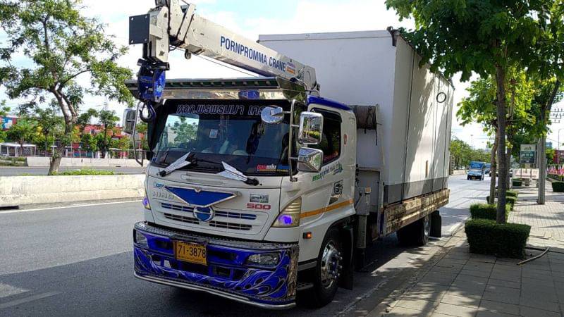 31 - https://เจมส์รถเฮี๊ยบรับจ้าง.com | เจมส์รถเฮี๊ยบรับจ้าง - ให้บริการรถเฮียบรับจ้าง เพื่อการขนย้ายสิ่งของต่างๆ ที่มีขนาดใหญ่ ให้บริการอำนวยความสะดวกได้เป็นอย่างดี บริการรถเฮียบรับจ้าง 4 ล้อ ให้เลือกอยู่หลากหลายแบบ เช่น รถเฮี๊ยบรับจ้าง 10 ตัน 3 ตัน 5 ตัน ที่พร้อมรองรับความต้องการของผู้ขนย้ายได้เป็นอย่างดี