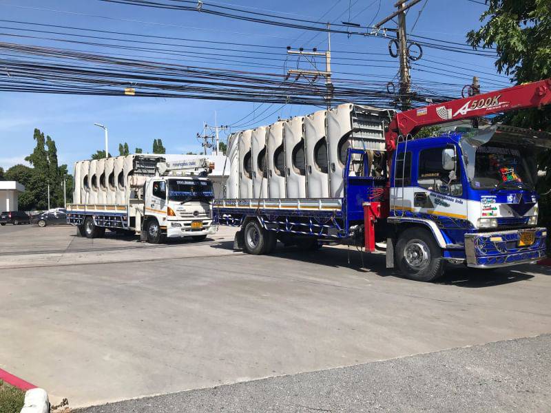 35 - https://เจมส์รถเฮี๊ยบรับจ้าง.com | เจมส์รถเฮี๊ยบรับจ้าง - ให้บริการรถเฮียบรับจ้าง เพื่อการขนย้ายสิ่งของต่างๆ ที่มีขนาดใหญ่ ให้บริการอำนวยความสะดวกได้เป็นอย่างดี บริการรถเฮียบรับจ้าง 4 ล้อ ให้เลือกอยู่หลากหลายแบบ เช่น รถเฮี๊ยบรับจ้าง 10 ตัน 3 ตัน 5 ตัน ที่พร้อมรองรับความต้องการของผู้ขนย้ายได้เป็นอย่างดี