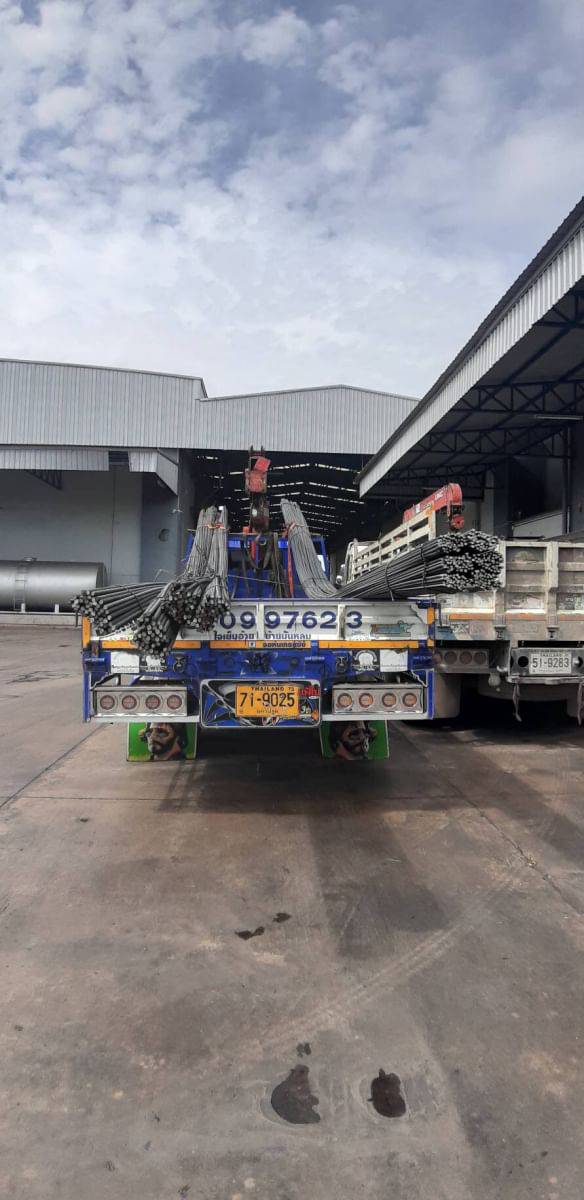 41 - https://เจมส์รถเฮี๊ยบรับจ้าง.com | เจมส์รถเฮี๊ยบรับจ้าง - ให้บริการรถเฮียบรับจ้าง เพื่อการขนย้ายสิ่งของต่างๆ ที่มีขนาดใหญ่ ให้บริการอำนวยความสะดวกได้เป็นอย่างดี บริการรถเฮียบรับจ้าง 4 ล้อ ให้เลือกอยู่หลากหลายแบบ เช่น รถเฮี๊ยบรับจ้าง 10 ตัน 3 ตัน 5 ตัน ที่พร้อมรองรับความต้องการของผู้ขนย้ายได้เป็นอย่างดี