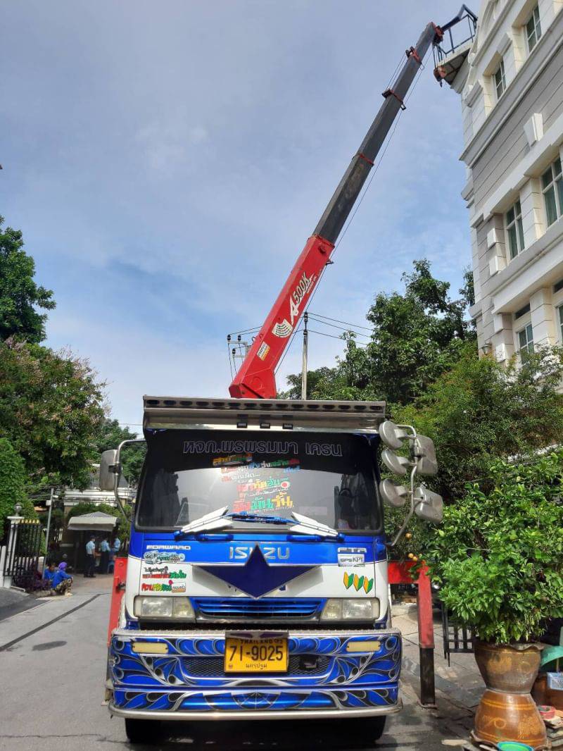 45 - https://เจมส์รถเฮี๊ยบรับจ้าง.com | เจมส์รถเฮี๊ยบรับจ้าง - ให้บริการรถเฮียบรับจ้าง เพื่อการขนย้ายสิ่งของต่างๆ ที่มีขนาดใหญ่ ให้บริการอำนวยความสะดวกได้เป็นอย่างดี บริการรถเฮียบรับจ้าง 4 ล้อ ให้เลือกอยู่หลากหลายแบบ เช่น รถเฮี๊ยบรับจ้าง 10 ตัน 3 ตัน 5 ตัน ที่พร้อมรองรับความต้องการของผู้ขนย้ายได้เป็นอย่างดี