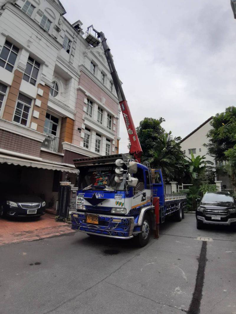 52 - https://เจมส์รถเฮี๊ยบรับจ้าง.com | เจมส์รถเฮี๊ยบรับจ้าง - ให้บริการรถเฮียบรับจ้าง เพื่อการขนย้ายสิ่งของต่างๆ ที่มีขนาดใหญ่ ให้บริการอำนวยความสะดวกได้เป็นอย่างดี บริการรถเฮียบรับจ้าง 4 ล้อ ให้เลือกอยู่หลากหลายแบบ เช่น รถเฮี๊ยบรับจ้าง 10 ตัน 3 ตัน 5 ตัน ที่พร้อมรองรับความต้องการของผู้ขนย้ายได้เป็นอย่างดี